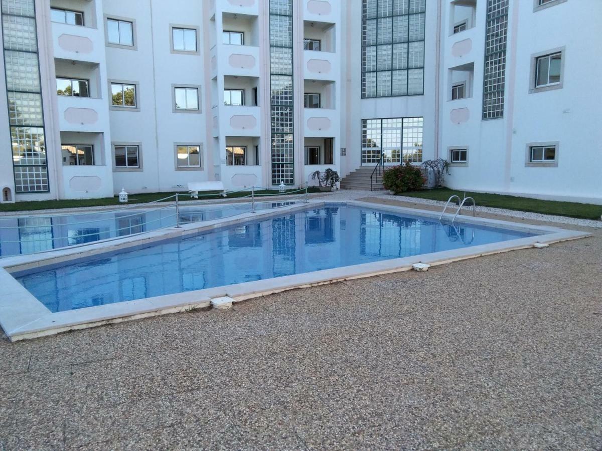 ポルティマン Edificio Vau Costaヴィラ エクステリア 写真